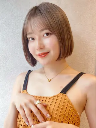ショート カラー 木元 瑛✂︎ボブのヘアスタイル