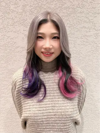 セミロング カラー レイヤー/韓国 ハイトーン興津史弥のヘアスタイル