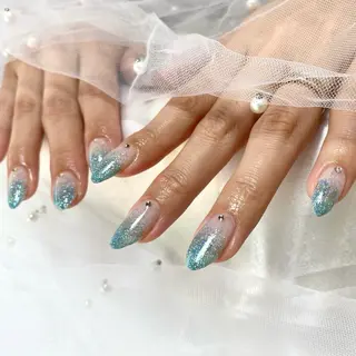 ネイル Yu-Ri (ゆうり)のネイルデザイン