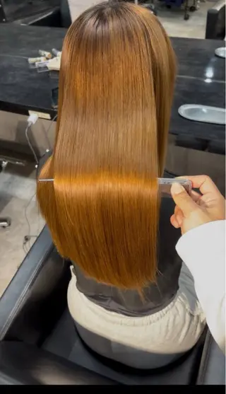 ロング 溝渕朋也 /髪質改善ストレートのヘアスタイル