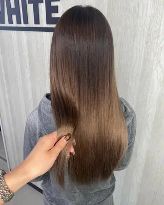 ロング カラー UNDER vr 【アンダーバー】のヘアスタイル