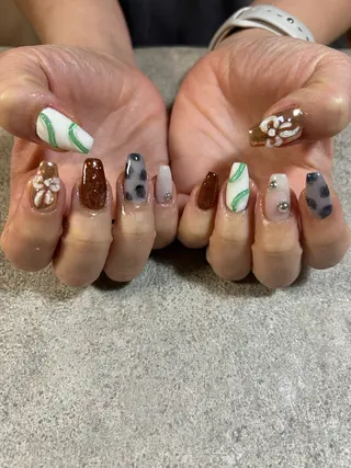 ネイル amunail所属・amunail浦川 歩のネイルデザイン