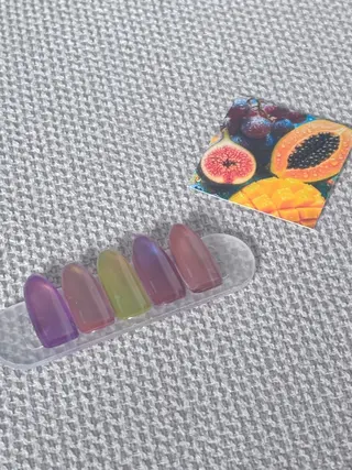 ネイル mimi やとみのネイルデザイン