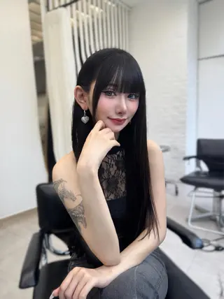 ロング カラー 高島大登/顔周り /レイヤーカットのヘアスタイル