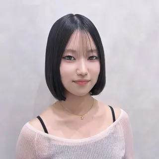 ショート カラー 美髪職人あお🦕 髪質改善｜原宿のヘアスタイル