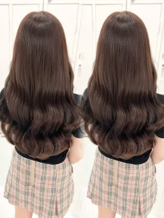 セミロング カラー 盛れる顔周り🤍渋谷 Risa🎀のヘアスタイル