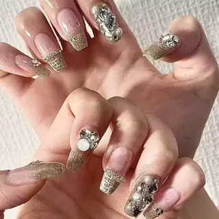 ネイル リオ ーalraのネイルデザイン