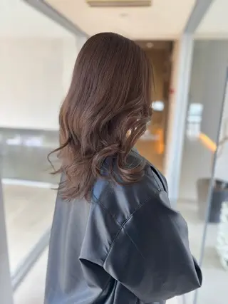 セミロング カラー GOTTOFLOW所属・小玉 結菜のヘアスタイル