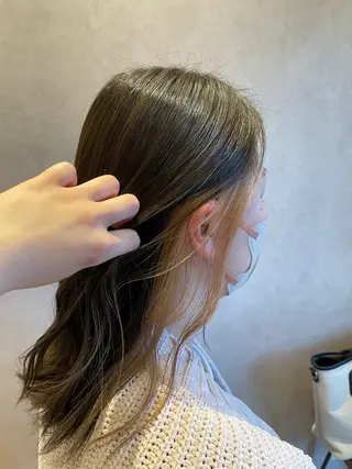 カラー Plus2nd所属・伊藤 未夢のヘアスタイル