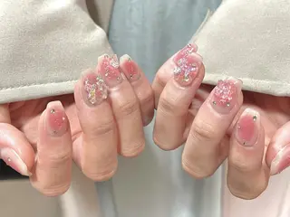 ネイル Shis_🦄shi 韓国風キラキラネイルのネイルデザイン