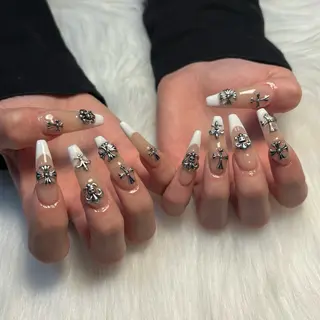 ネイル adorable 〈Kurumi〉のネイルデザイン