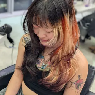 ロング 推しカラー🦉にじさ んじカラー🌈🕒✨のヘアスタイル