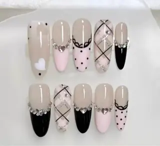 ネイル D-BEAUTY Nailsalonのネイルデザイン