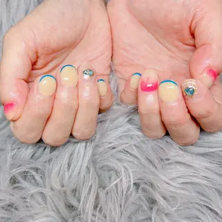 ネイル 個室ネイルサロンDolly  Girl〜ドーリーガール〜所属・DollyGirl KYOKOのネイルデザイン