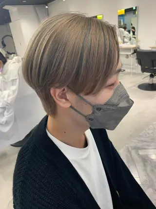 ショート カラー メンズ カラーモデル⚡️ REONのヘアスタイル
