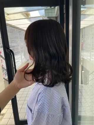 カラー 永井 若菜のヘアスタイル