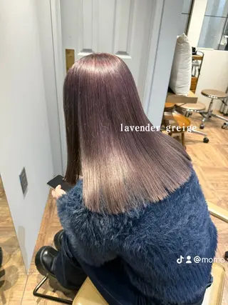 ミディアム カラー ミルクティー× グレージュMOMOのヘアスタイル