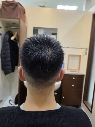 ショート 渡部 陽道のヘアスタイル