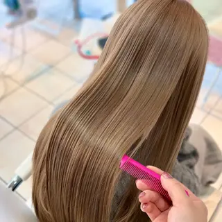 ロング カラー ブリーチ/ヘアセット 【𝙍𝙞𝙣𝙤】のヘアスタイル