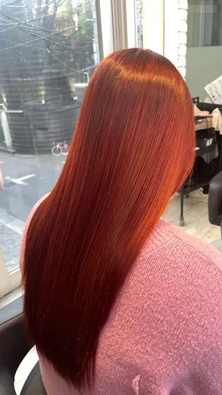 ロング カラー ブリーチ/髪質改善/ ハイトーン/暖色のヘアスタイル
