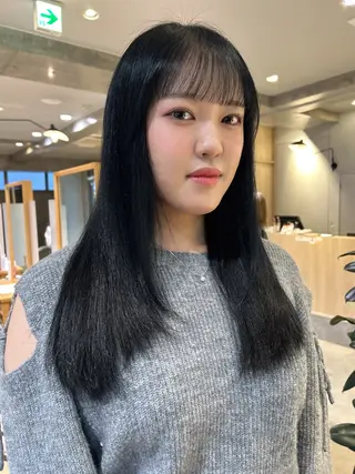 ロング 𝐚𝐨𝐢🩰/ 酸性ストレートのヘアスタイル