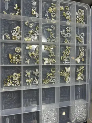 ネイル N. サロン所属・Theone栄店 田口のネイルデザイン