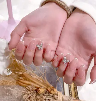 ネイル FLY Nail Salonのネイルデザイン