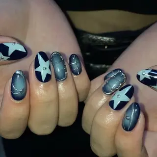 ネイル kana/モード ・グランジ໒꒱のネイルデザイン