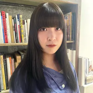 ロング カラー 岩橋 生和のヘアスタイル