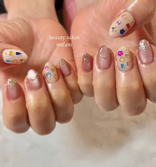 ネイル beauty salon ma'am所属・chihiro 小路ネイルのネイルデザイン
