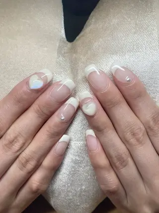 ネイル ECLAT エクラ所属・寺山 千鶴のネイルデザイン