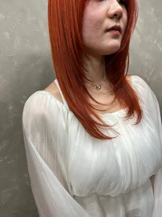 ミディアム カラー 有田裕真 【ブリーチカラー】のヘアスタイル