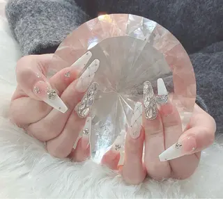 ネイル LoaChaton kaeのネイルデザイン