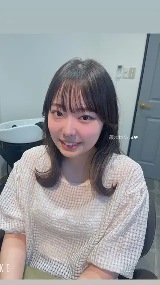 ミディアム 緒方 つばさのヘアスタイル