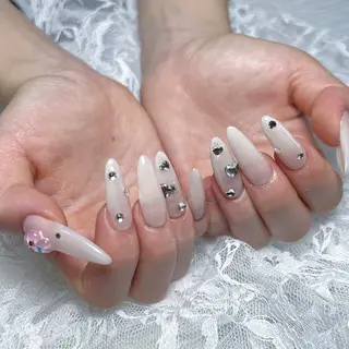 ネイル miku 🦋nailのネイルデザイン