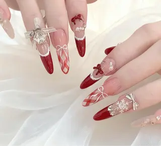 ネイル Pure&Rich Nailのネイルデザイン