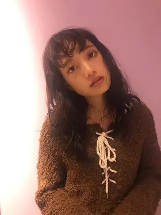 パーマ pole/apartment所属・💓パーマ，💗 レイヤーカットのヘアスタイル