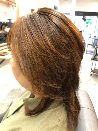 ミディアム 齋藤 真由のヘアスタイル