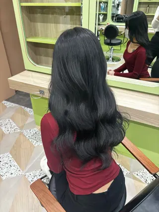 ロング シオン/艶髪カラー/ 韓国ヘアのヘアスタイル