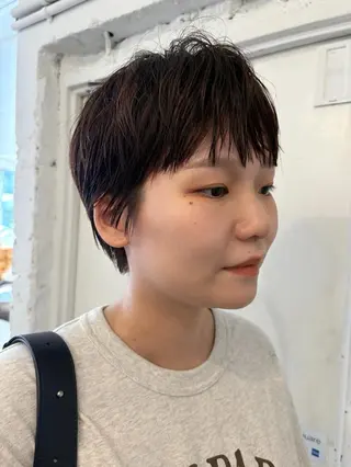 ショート ✴︎UNU ✴︎モエカのヘアスタイル