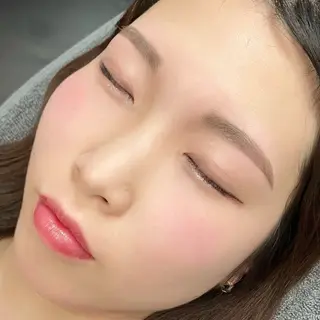 アイブロウ まつげと眉毛のお店Sakura Lash【サクララッシュ】所属・【ダメージケア特化】 🌸 サクララッシュの眉毛・アイブロウイメージ