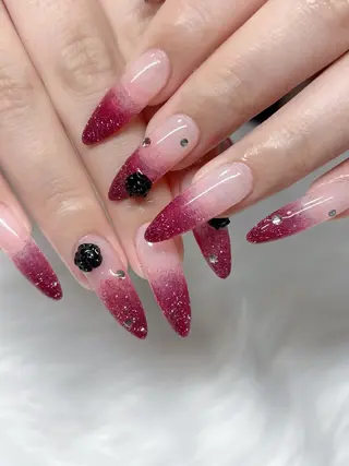 ネイル Mai 🪽🩵のネイルデザイン