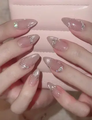 ネイル ETELUNA Nail 銀座店【パラジェル/フィルイン/チップスカルプ/マグネット/ニュアンス】所属・周 テイのネイルデザイン