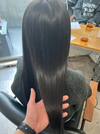 セミロング カラー OFF YUYAのヘアスタイル