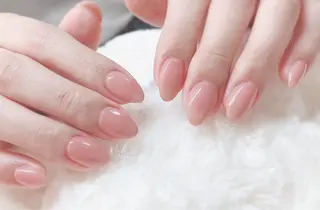 ミディアム Lily Blanche 井上のネイルデザイン