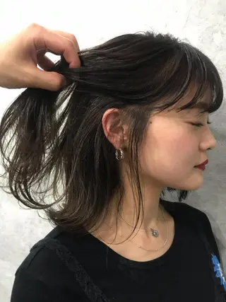 ミディアム DopeLIT モデル募集中のヘアスタイル