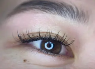 マツエク・マツパ salone Regina所属・Regina（レジー ナ）nanahoのマツエク・マツパデザイン