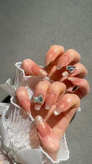 ネイル I-nailロング /ワンホン/キラキラのネイルデザイン