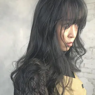 ロング カラー ORIKA 美容室のヘアスタイル