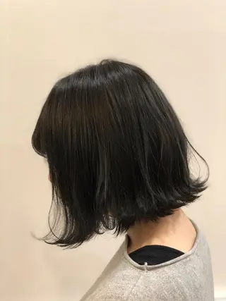 ショート カラー ひろせ かなのヘアスタイル